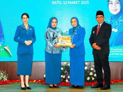 Perkuat Peran Perempuan, Arumi Ajak PKK Kota Batu Bangun Ketahanan Keluarga dan Tingkatkan Kesejahteraan Masyarakat